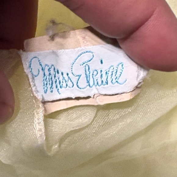 Vintage Miss Elaine Sunny Yellow Nightgown - Picture 2 of 5